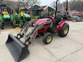 Yanmar YT235 met voorlader en fronthef/aftakas (bj 2021)