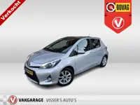 Toyota Yaris 1.5 Full Hybrid Dynamic | winter en zomer banden | Panoramadak | 15 inch velgen |