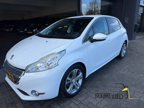 Peugeot 208 1.6 VTi Allure / apk 3-2027