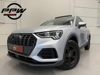 Audi Q3 45 TFSI e Edition PANO/TREKHAAK/LEER-SPORT/MEMORY/ACC/MATRIX/SFEER/KEYLESS/CARPLAY/EL.A.KLEP