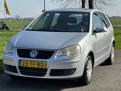 Volkswagen Polo 1.4-16V Optive Automaat * 5 drs (bj 2006)