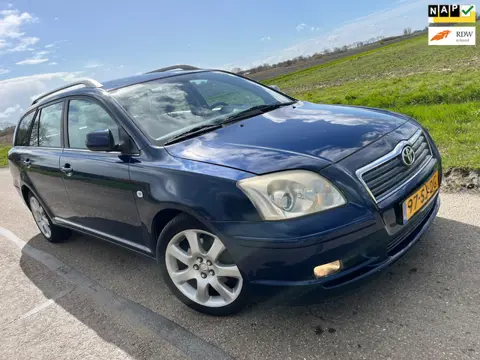 Toyota Avensis Wagon 2.0 VVTi Linea Luna