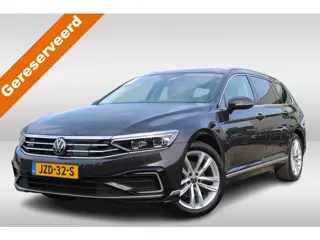 Volkswagen Passat Variant 1.4 TSI 204Pk PHEV GTE Business Highline | Trekhaak | Panoramadak | Full-L