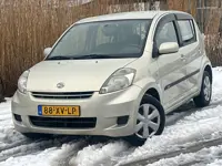 Daihatsu Sirion 2 1.3-16V Prestige Automaat - NIeuw Apk - Airco