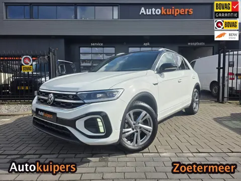 Volkswagen T-Roc 1.5 TSI R-Line | Met o.a. Achteruitrijcamera, AppleCarPlay/AndroidAuto, navigatie, 