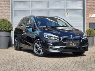 BMW 2 Serie Active Tourer 218i Corp High Executive AUTOMAAT/Trekhaak. Leder/Trekhaak/Automaat