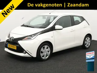 Toyota Aygo 1.0 VVT-i x-play Bluetooth, Buitenspiegels elektrisch verstel- en verwarmbaar, Elektroni