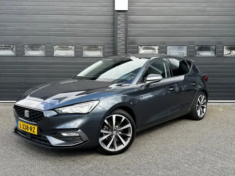 SEAT Leon 1.5 eTSI 150PK Automaat FR Launch Edition | Cruise | Camera | Winterpakket | Carplay | €19