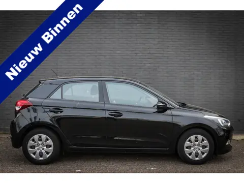 Hyundai i20 1.2 HP i-Motion Comfort Net binnen - Nu al te bezichtigen
