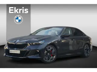BMW 5 Serie Sedan 530e M Sportpakket Pro 20'' / Harman Kardon / Comfortstoelen met stoelventilatie /
