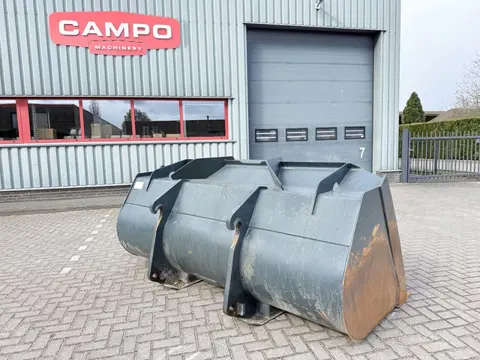 Case Shovel Wiellader bak