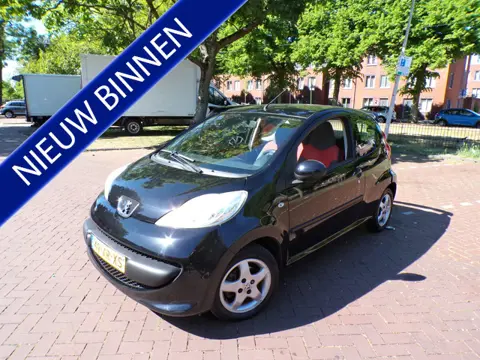 Peugeot 107 1.0-12V XS Urban Move nl auto orginele km stand nap aantoonbaar......