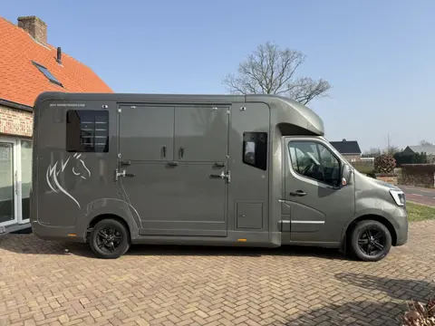 Renault Master PAARDENWAGEN | HORSETRUCK | STX | STALLION 5XL | 2023 | 69.000KM | DUB CAB | HENGST |