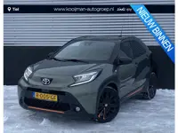 Toyota Aygo X 1.0 VVT-i MT Limited Navigatie Apple CarPlay/Android Auto, achteruitrij camera, parkee