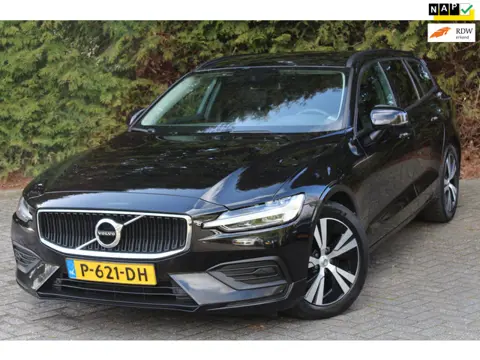 Volvo V60 2.0 B3 Momentum 163PK Automaat | Lederen bekleding | Parkeercamera | Apple/Android Carplay