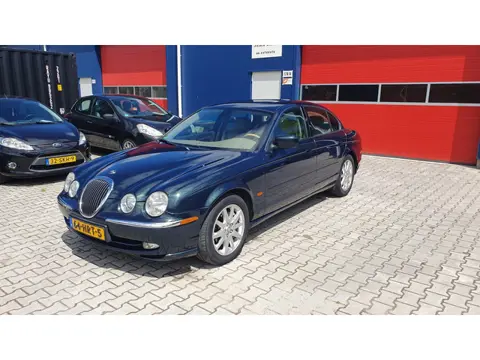 Jaguar S-type 4.0 V8 YOUNGTIMER JAGUAR DEALER ONDERHOUDEN