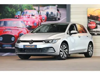 Volkswagen Golf 1.0 TSI Life (bj 2021)