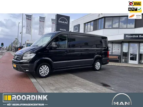 Volkswagen Crafter 30 2.0 TDI L3H2 17" LMV, sidesteps, trekhaak, navi, etc.