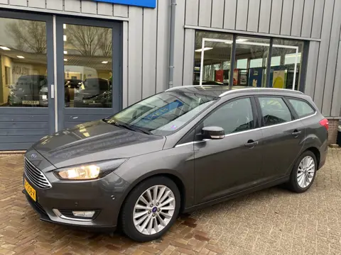 Ford Focus Wagon 1.5 Titanium Edition Trekhaak
