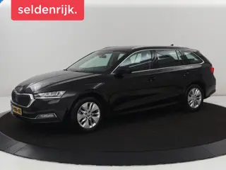 Skoda Octavia Combi 1.0 e-TSI Business Edition | Carplay | Navigatie |  Camera | Full LED | Parkeerh