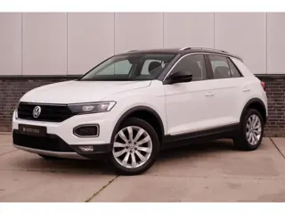 Volkswagen T-Roc 1.5 TSI Sport | Pano | Trekhaak | LED | Carplay | Camera | Virtual Cockpit | PDC