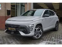 Hyundai Kona 1.6 GDI HEV N Line Cyber Gray|Trekhaak|BOSE|El.Stoelen|St.Ventilatie|El.Achterklep|