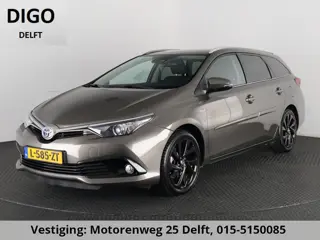 Toyota Auris Touring Sports 1.8 Hybrid Dynamic CAMERA . FULL MAP NAV . KEYLESS START/STOP . CRUISE C
