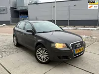 Audi A3 Sportback 1.6 FSI Attraction APK 5DR Clima NEW BANDEN