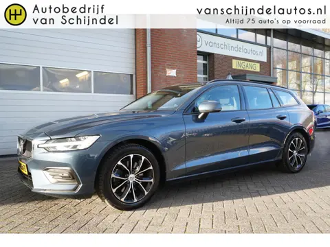 Volvo V60 2.0 B3 164PK MOMENTUM ORIGINEEL NEDERLANDS DEALER ONDERHOUDEN FULL LED NAVI CAMERA PDC V+A