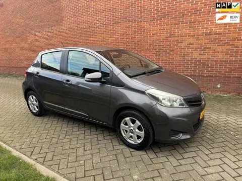 Toyota Yaris 1.0 VVT-i Aspiration Clima Camera