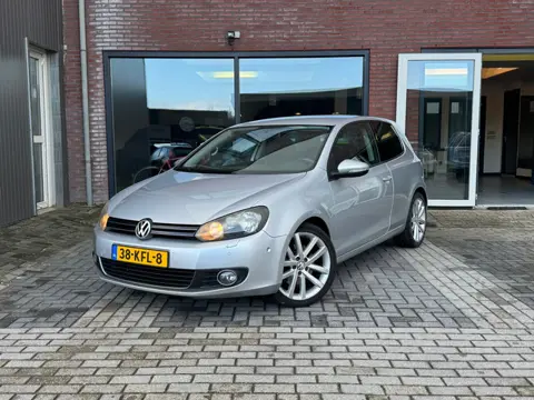 Volkswagen Golf 1.4 TSI Highline | Autm | Leer | Stoelverwarming | PDC |
