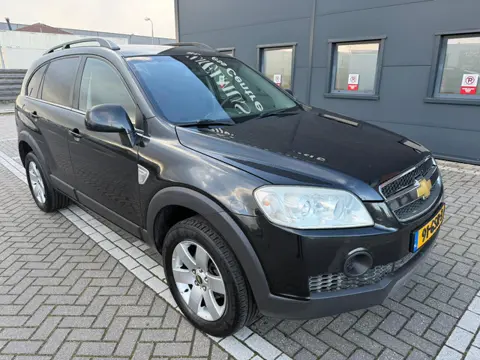Chevrolet Captiva 2.4i Style 2WD