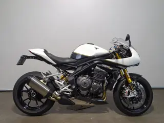Triumph SPEED TRIPLE 1200 RR (bj 2023)
