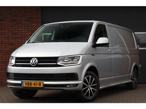 Volkswagen Transporter 2.0 TDI L2H1 Highline, LED
