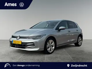 Volkswagen Golf 1.5 204pk eHybrid Life Edition Achteruitrijcamera | Stoelverwarming | Adaptive cruis