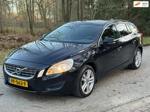 Volvo V60 1.6 D2 Automaat Zwart 2013 Navi
