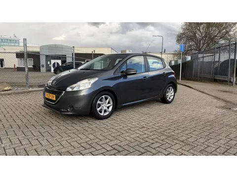 Peugeot 208 1.4 VTi Access (bj 2012)