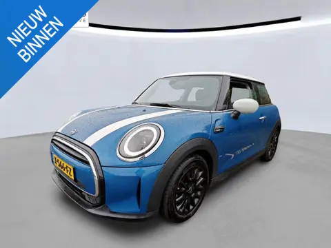 Mini Mini 1.5 Cooper Camden Edition NL-AUTO | LAGE KM STAND | NAVI | 1/2 LEDER