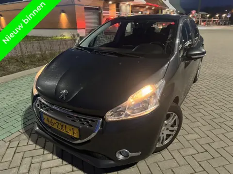 Peugeot 208 1.4 HDi Automaat|Sensor|Navi|Clima 2013