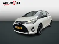 Toyota Yaris 1.5 Hybrid Dynamic Bi-Tone |Gefotografeerd op winterwielen, separaat zomerset|