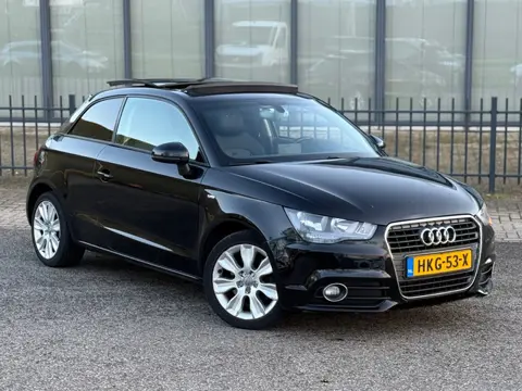 Audi A1 1.4 TFSI Ambition S-Line / Panoramadak / APK