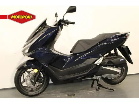 Honda PCX 125 (bj 2025)