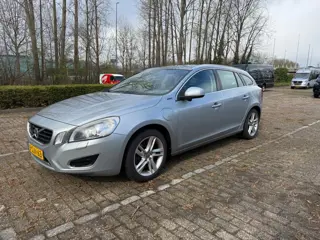 Volvo V60 2.4 D6 AWD Plug-In Hybrid Pure Limited Leder Trekhaak Cruise