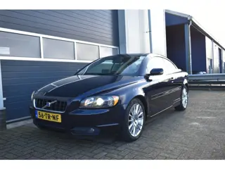 Volvo C70 Convertible 2.4 D5 Summum automaat.