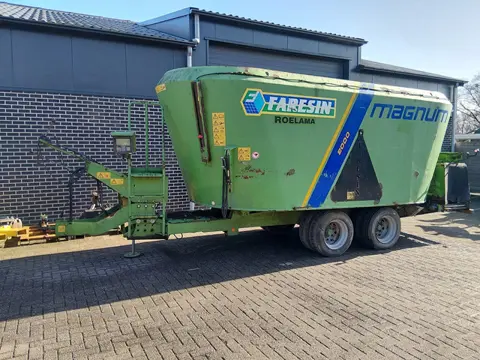 Faresin Magnum 2000 voermengwagen