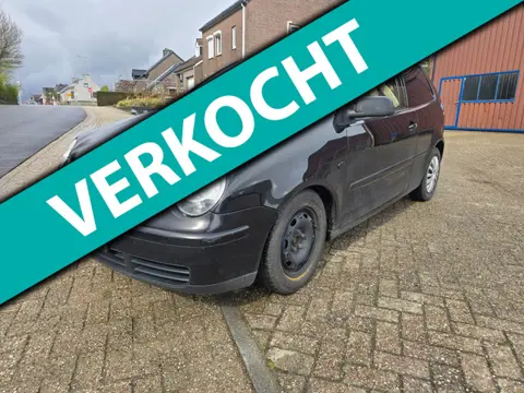 Volkswagen Polo 1.4-16V Highline Automaat