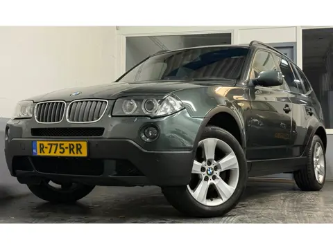 BMW X3 2.5si|Automaat|Leder|Panoramadak|Stoelverwarming|AppleCarplay