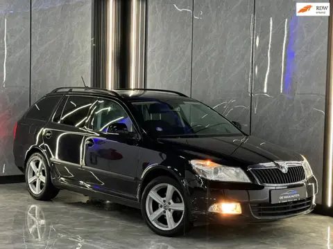 Skoda Octavia Combi 1.2 TSI Ambition Business Line Xenon | Park Sensor | Navi | Trekhaak | Airco | B