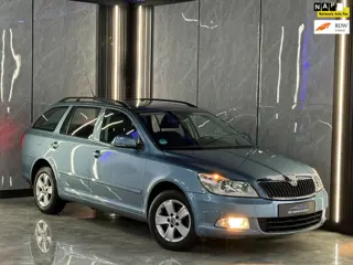 Skoda Octavia Combi 1.4 TSI Ambition Business Line Xenon | Park Sensor | Navi | Trekhaak | Nap | Boe