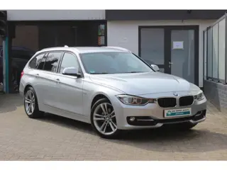 BMW 3-serie Touring 316i High Executive Leder, Navigatie, Elek Achterklep, 18",